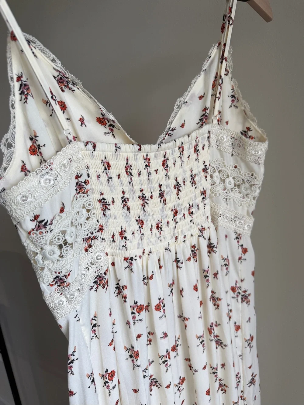 Free People Intimately FP Out & About Floral Lace Maxi Slip Dress NWT Medium - Picture 6 of 12